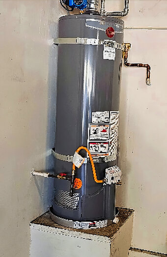 https://gosnellshotwater.com.au/uploads/2025/06/electric-hot-water-system-97870.jpg