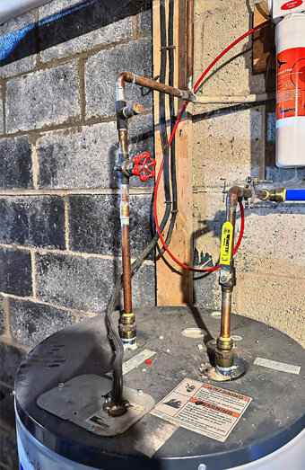 https://gosnellshotwater.com.au/uploads/2025/06/gas-hot-water-system-52140.jpg