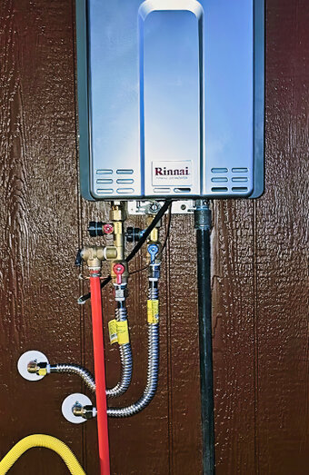 https://gosnellshotwater.com.au/uploads/2025/06/instant-hot-water-systems-93408.jpg